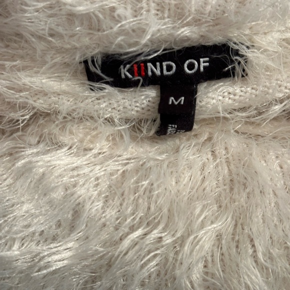 KIIND OF - FAUX FUR TURTLENECK - WHITE - Sz S - Picture 3 of 5